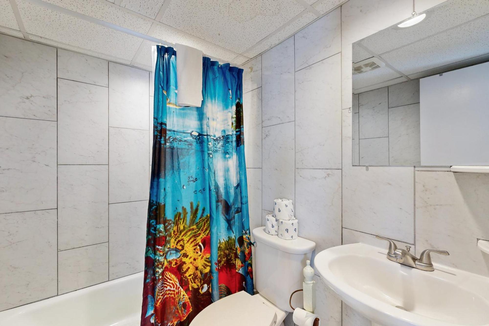 Sherwood West Ocean City Room photo